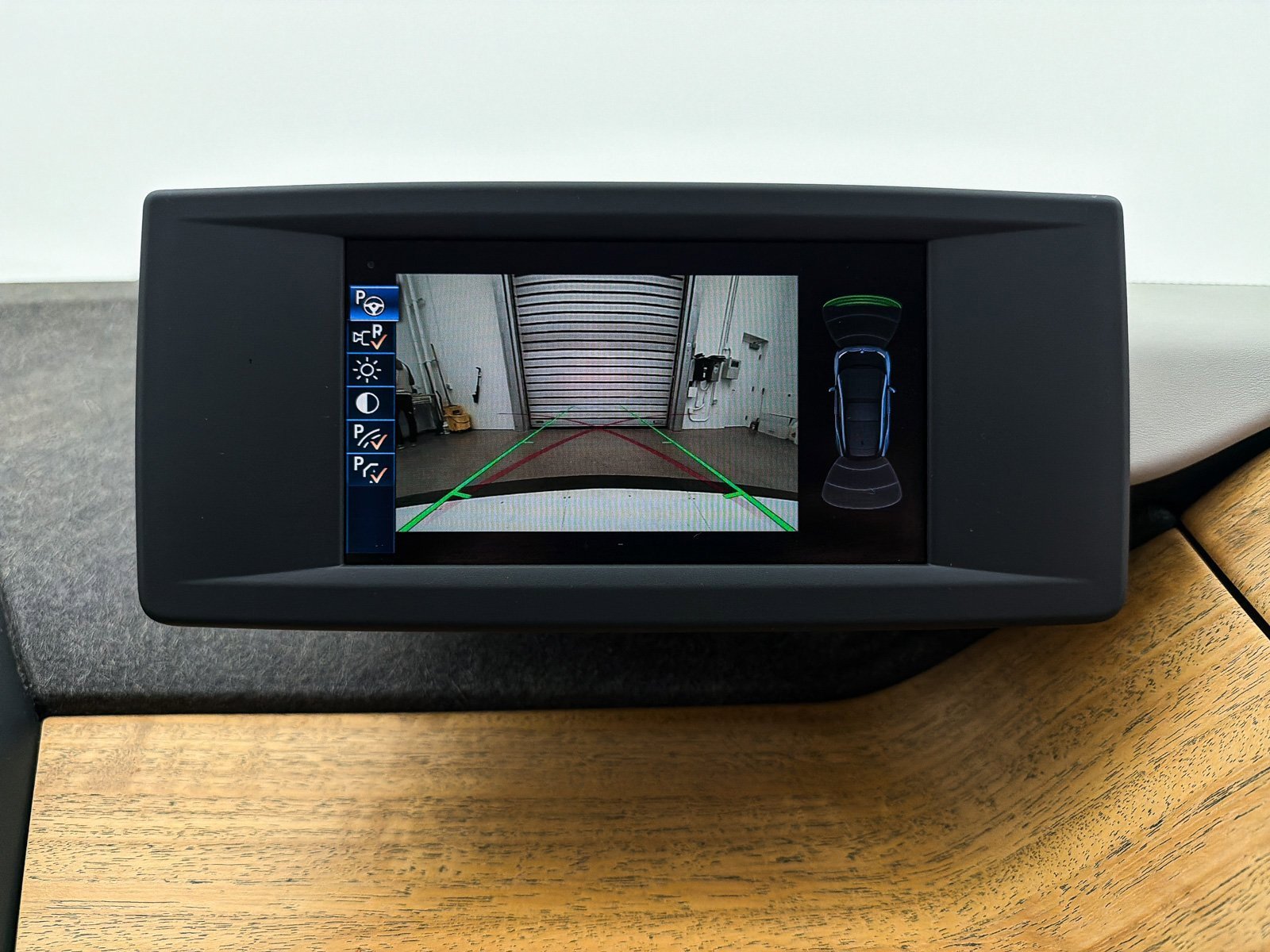 Used 2015 BMW i3 w/ Range Extender image 7