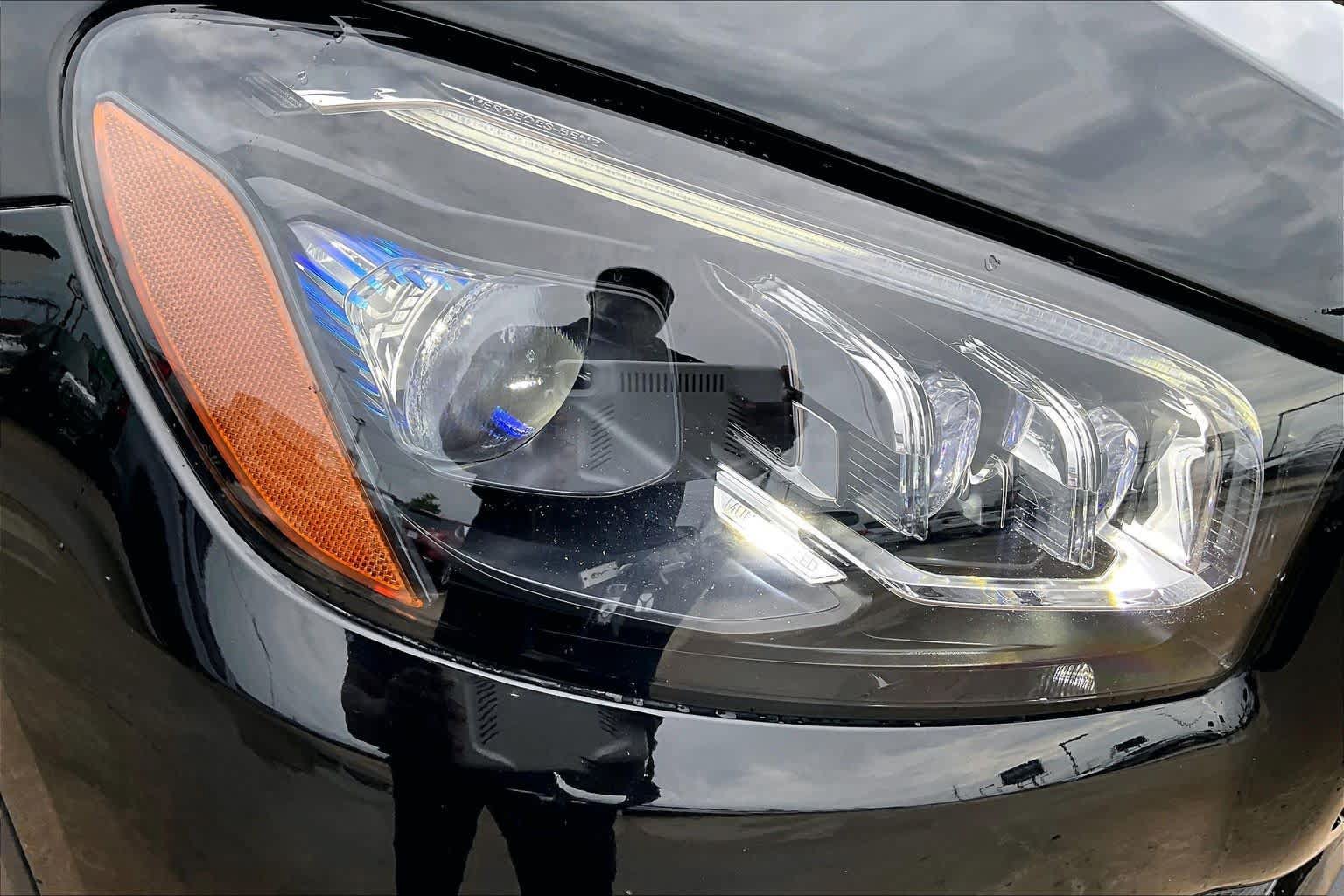 Used 2022 Mercedes-Benz GLS 450 4MATIC image 28