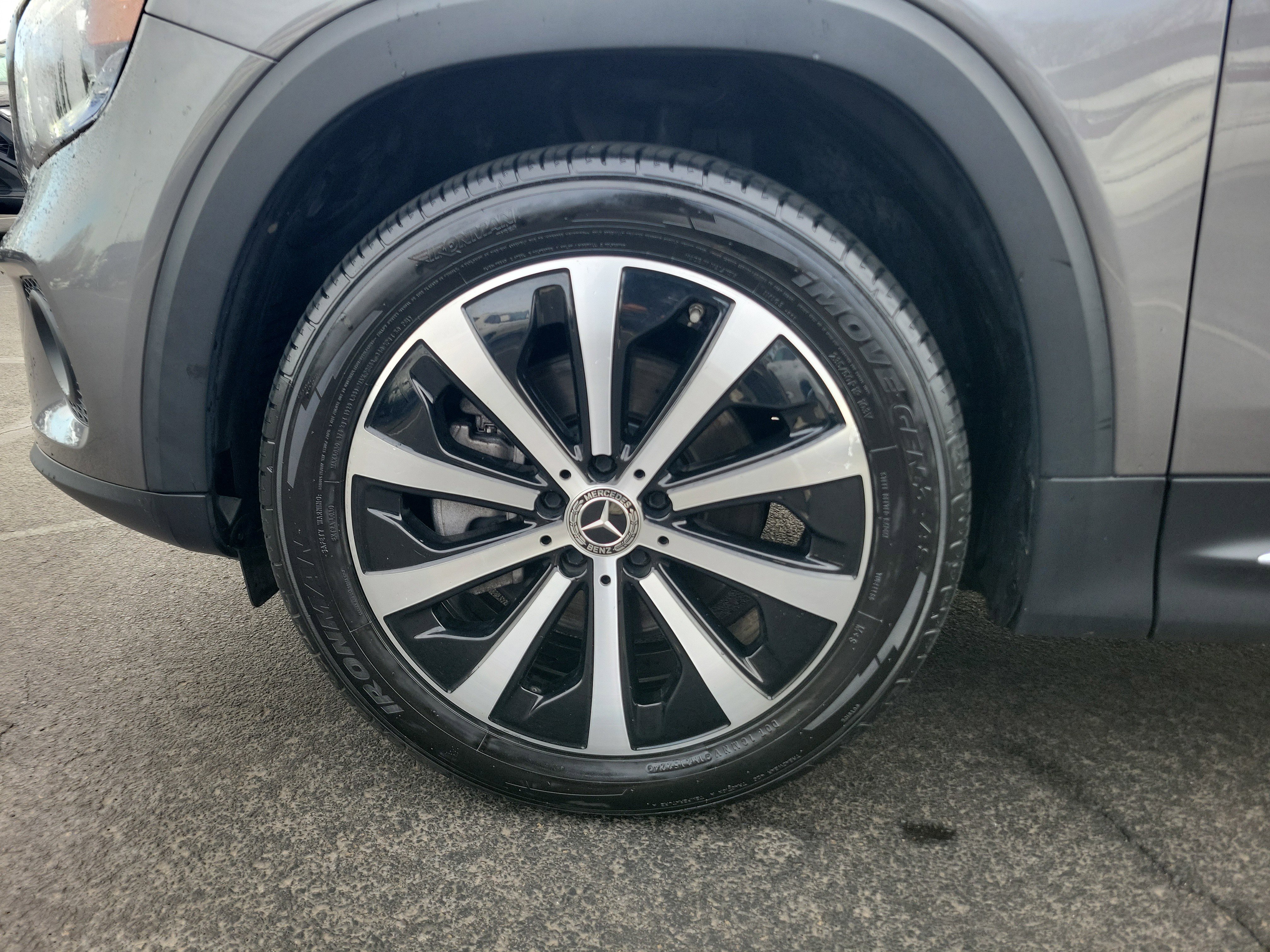 Used 2022 Mercedes-Benz GLB 250 4MATIC image 10