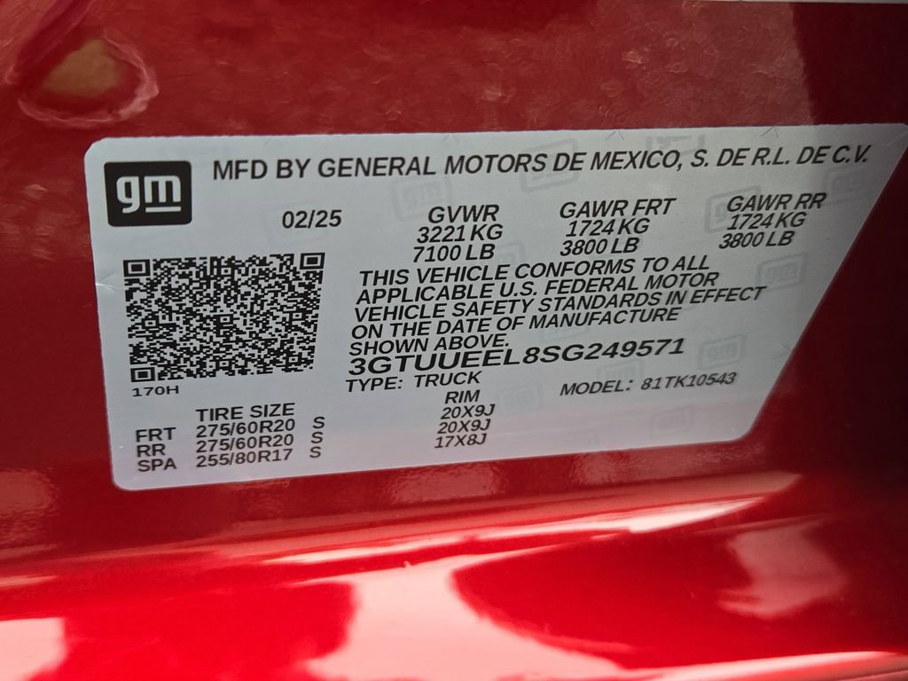 Used 2025 GMC Sierra 1500 AT4 w/ AT4 Premium Package image 32