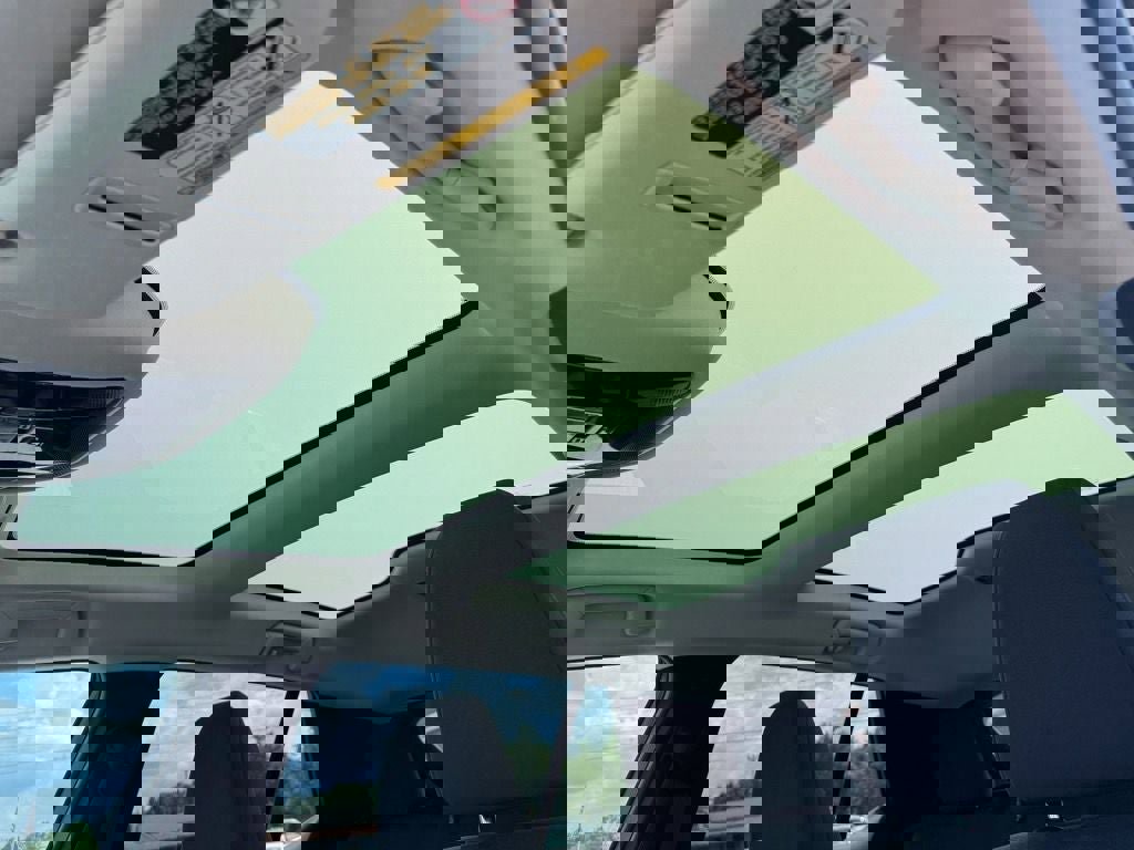 Used 2023 Lexus RZ 450e Premium w/ Accessory Package (Z1) image 16