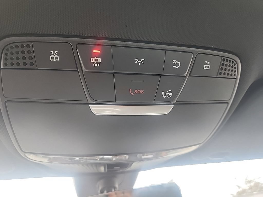 Used 2021 Mercedes-Benz C 300 Sedan image 25