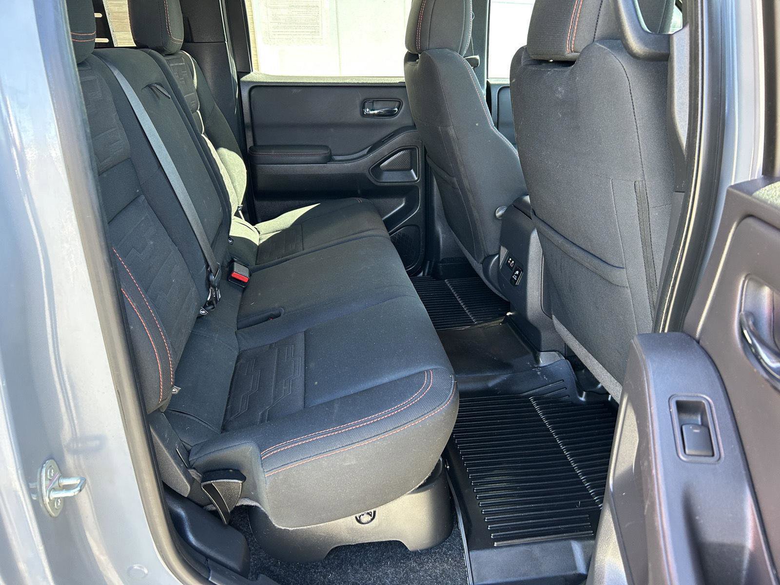 Used 2022 Nissan Frontier PRO-4X image 15