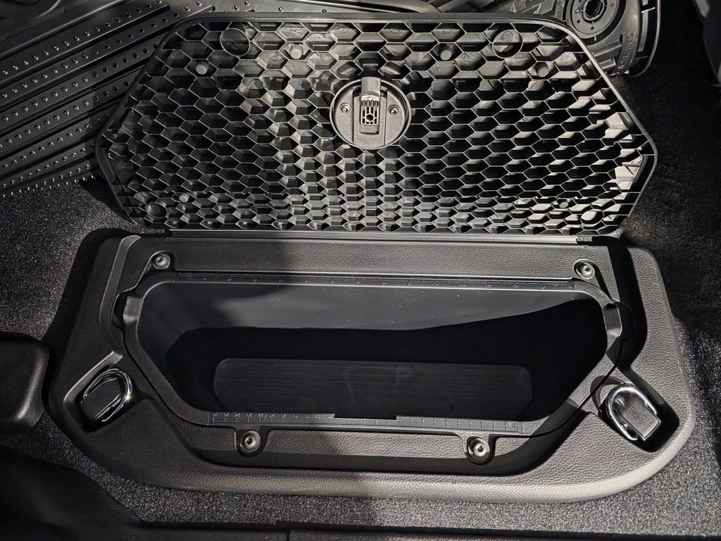 New 2026 RAM 1500 Laramie AWD/4WD image 24