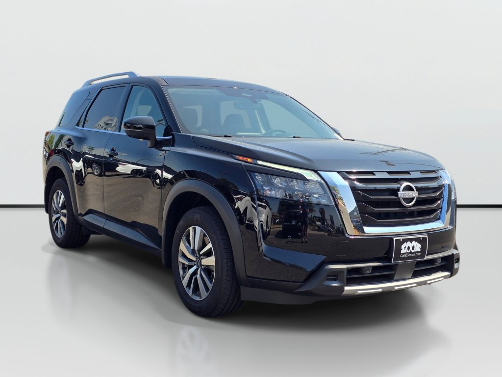 Used 2025 Nissan Pathfinder SL AWD/4WD image 7