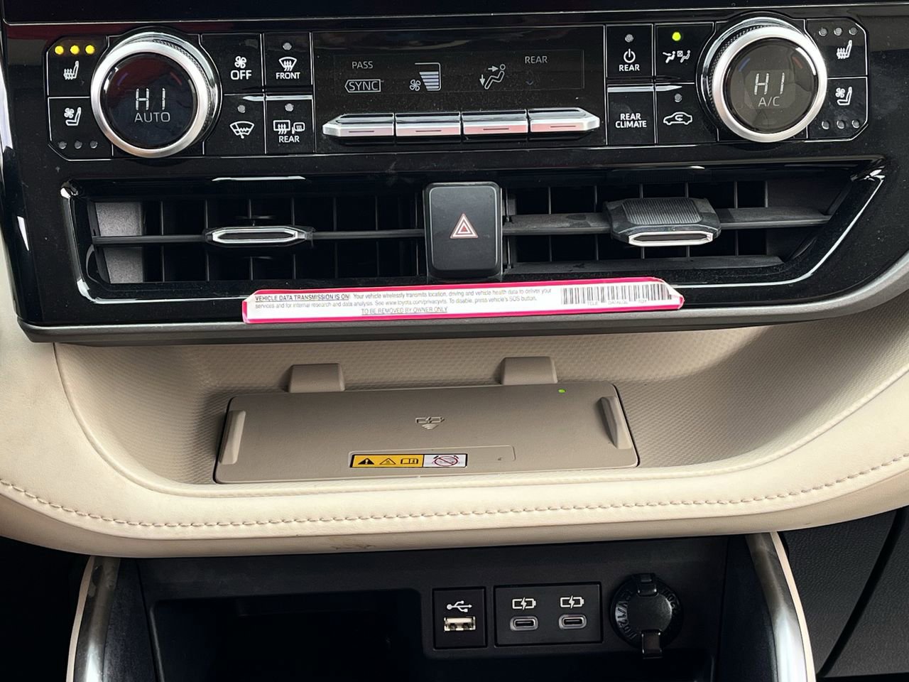 Used 2024 Toyota Highlander Limited image 18