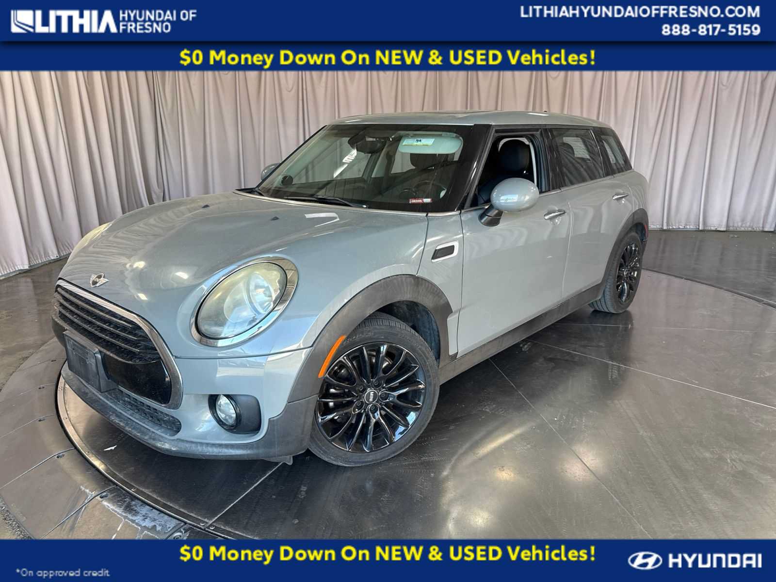Used 2017 MINI Cooper Clubman FWD image 1