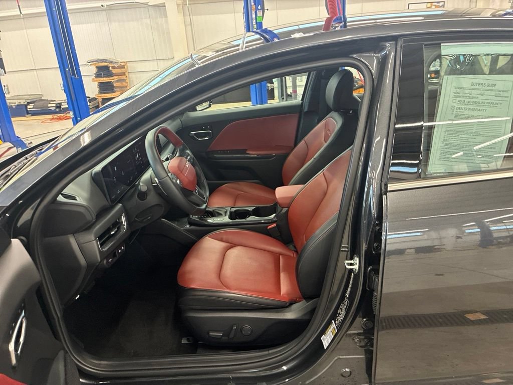 Certified 2025 Kia K4 GT-Line w/ GT-Line Premium Package FWD image 20