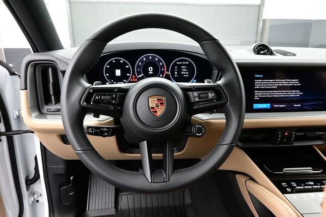 Certified 2026 Porsche Cayenne Coupe AWD/4WD image 8