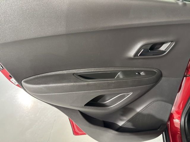 Used 2019 Chevrolet Trax LT image 19