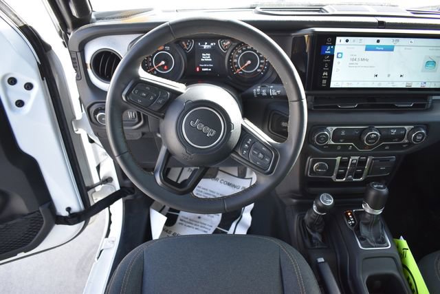 Used 2024 Jeep Wrangler Sport S image 16