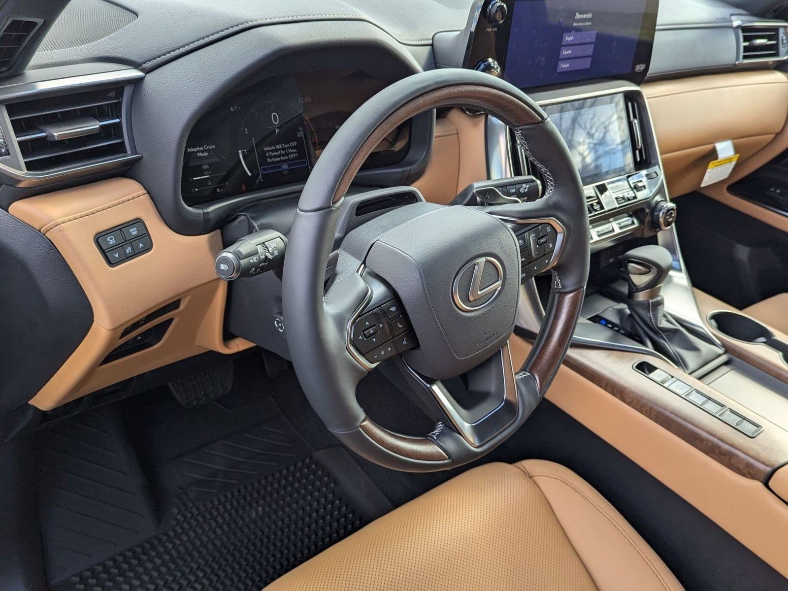 New 2025 Lexus LX 600 4WD w/ Luxury Package image 4