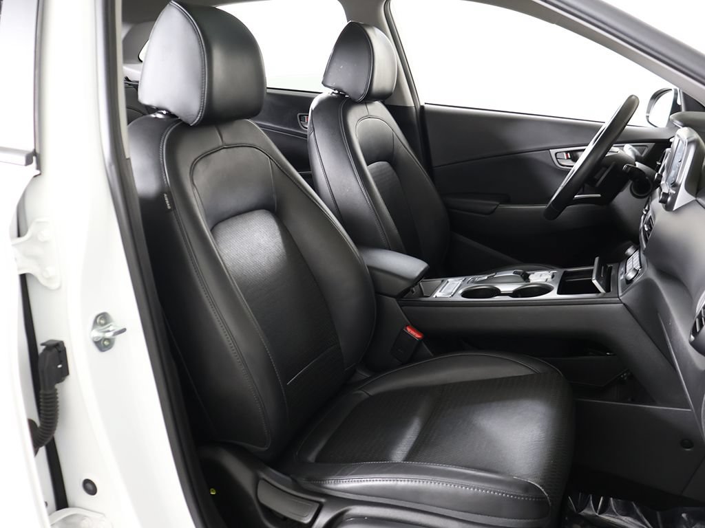 Used 2021 Hyundai Kona Limited FWD image 30