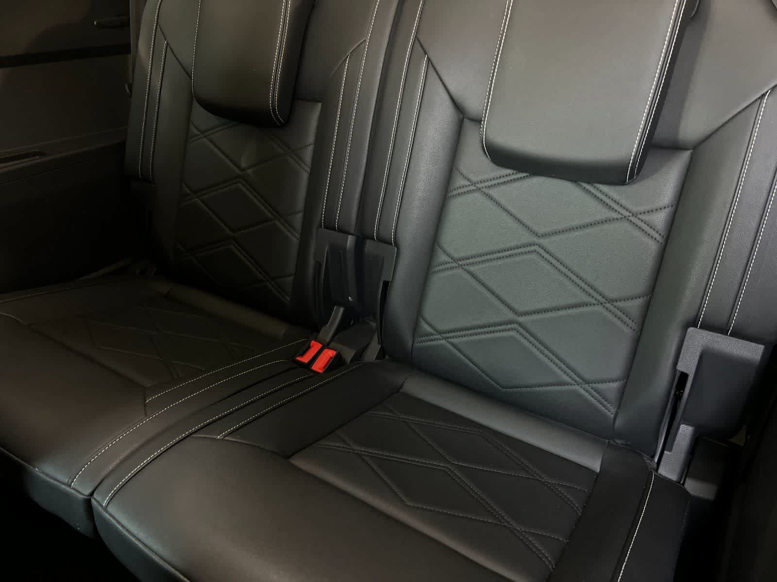Used 2026 Volkswagen Atlas SE FWD image 16