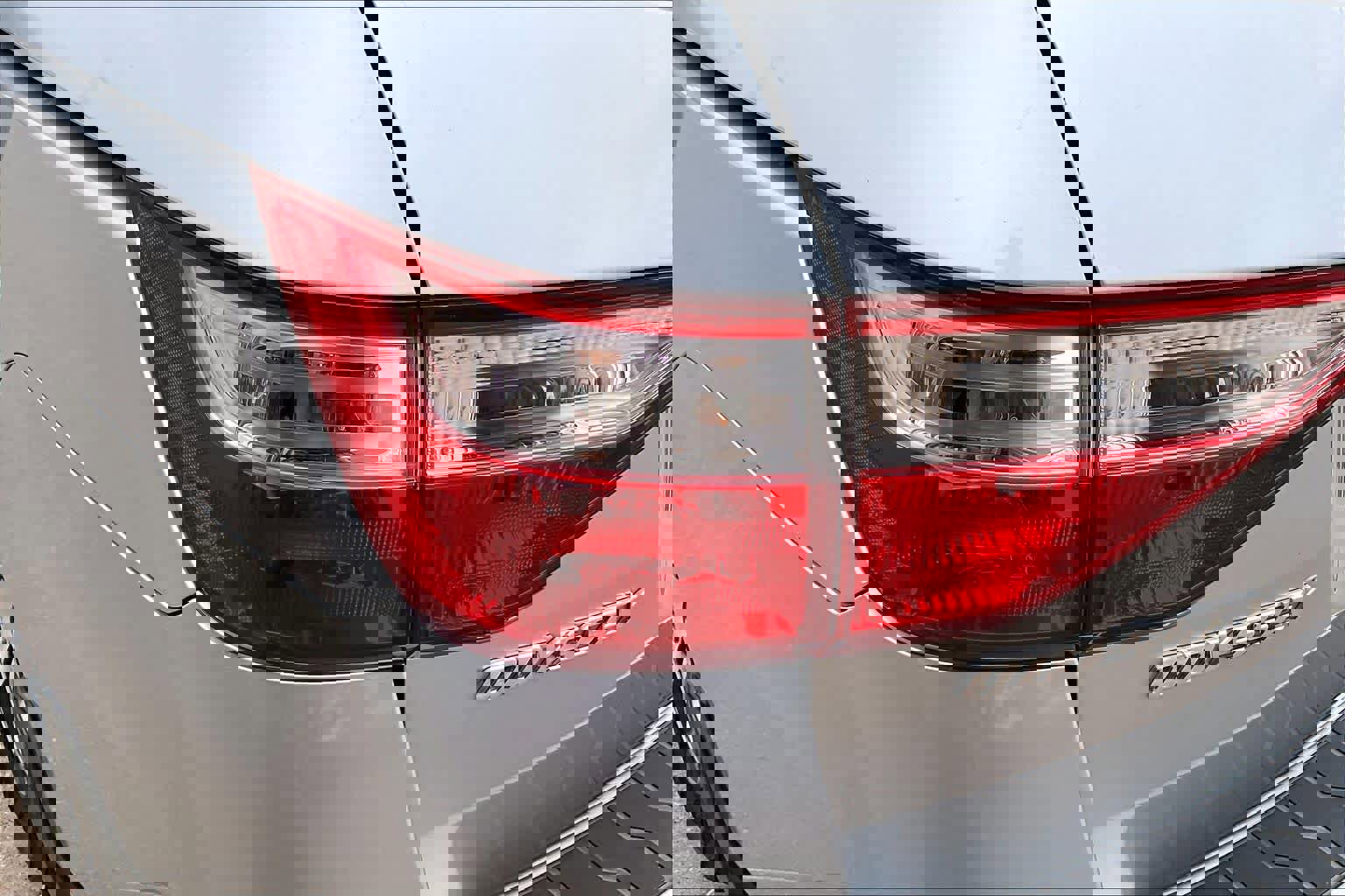 Used 2012 Honda Odyssey EX-L image 27