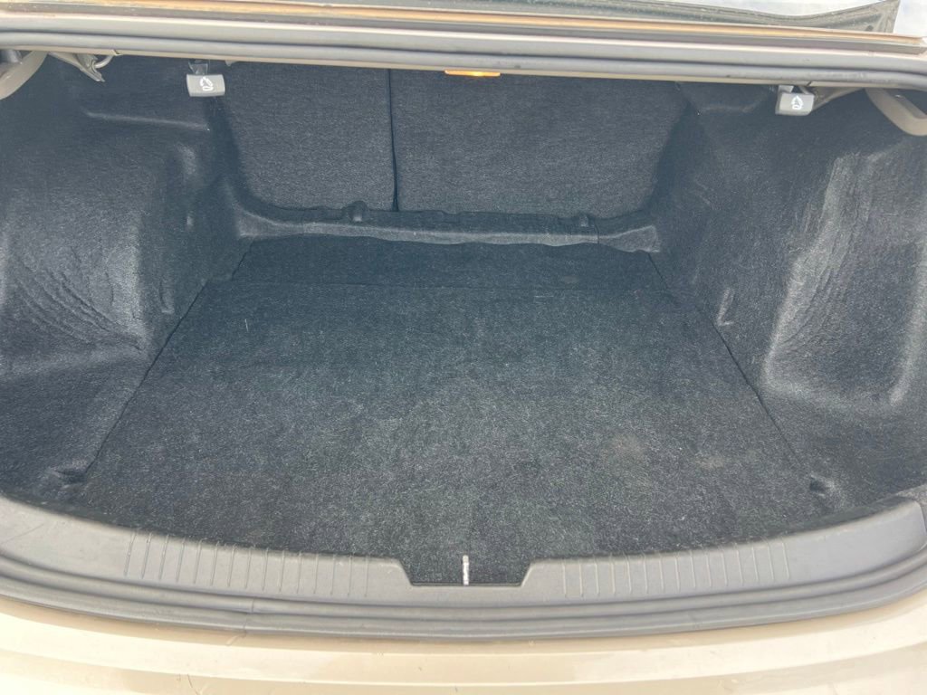 Used 2024 Chevrolet Malibu LS image 21