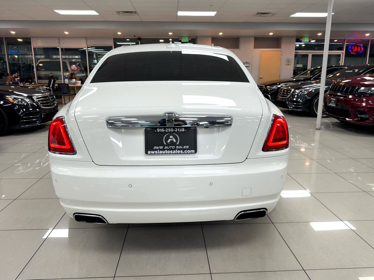 Used 2011 Rolls-Royce Ghost image 5