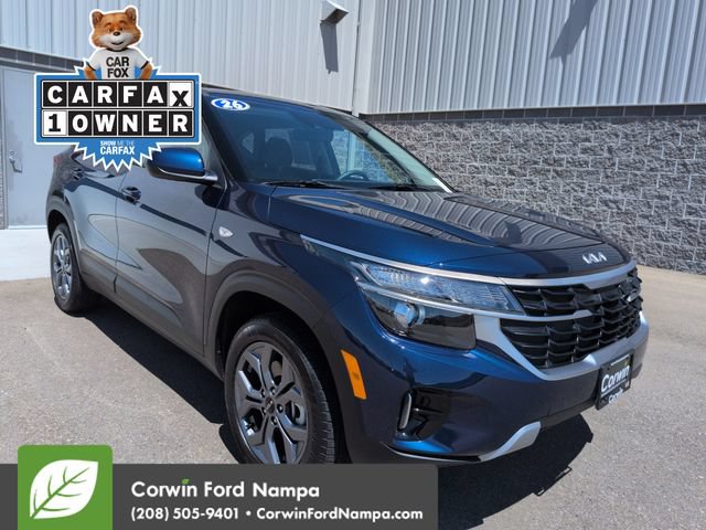 Used 2026 Kia Seltos LX AWD/4WD image 1