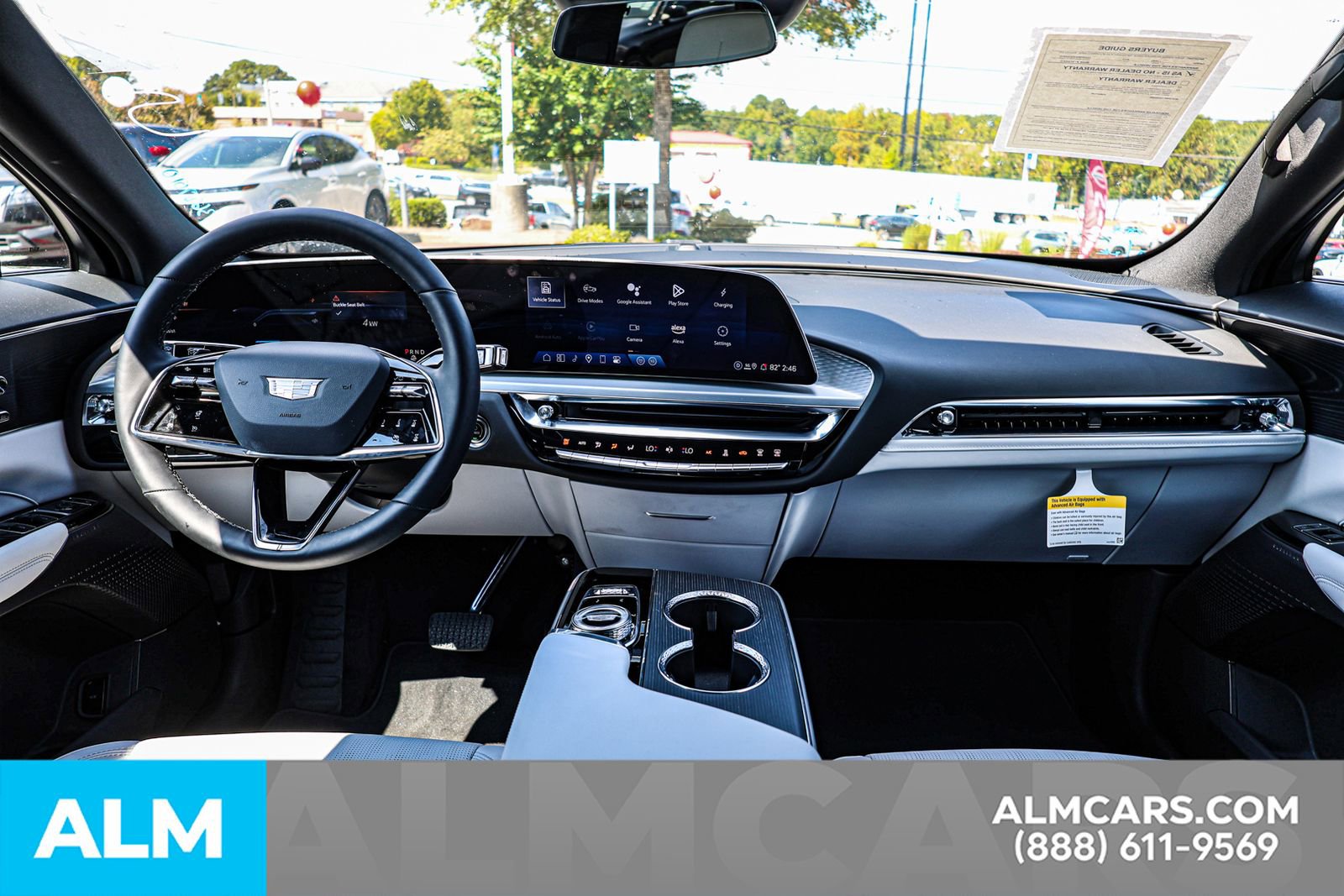 Used 2025 Cadillac Lyriq Luxury image 25