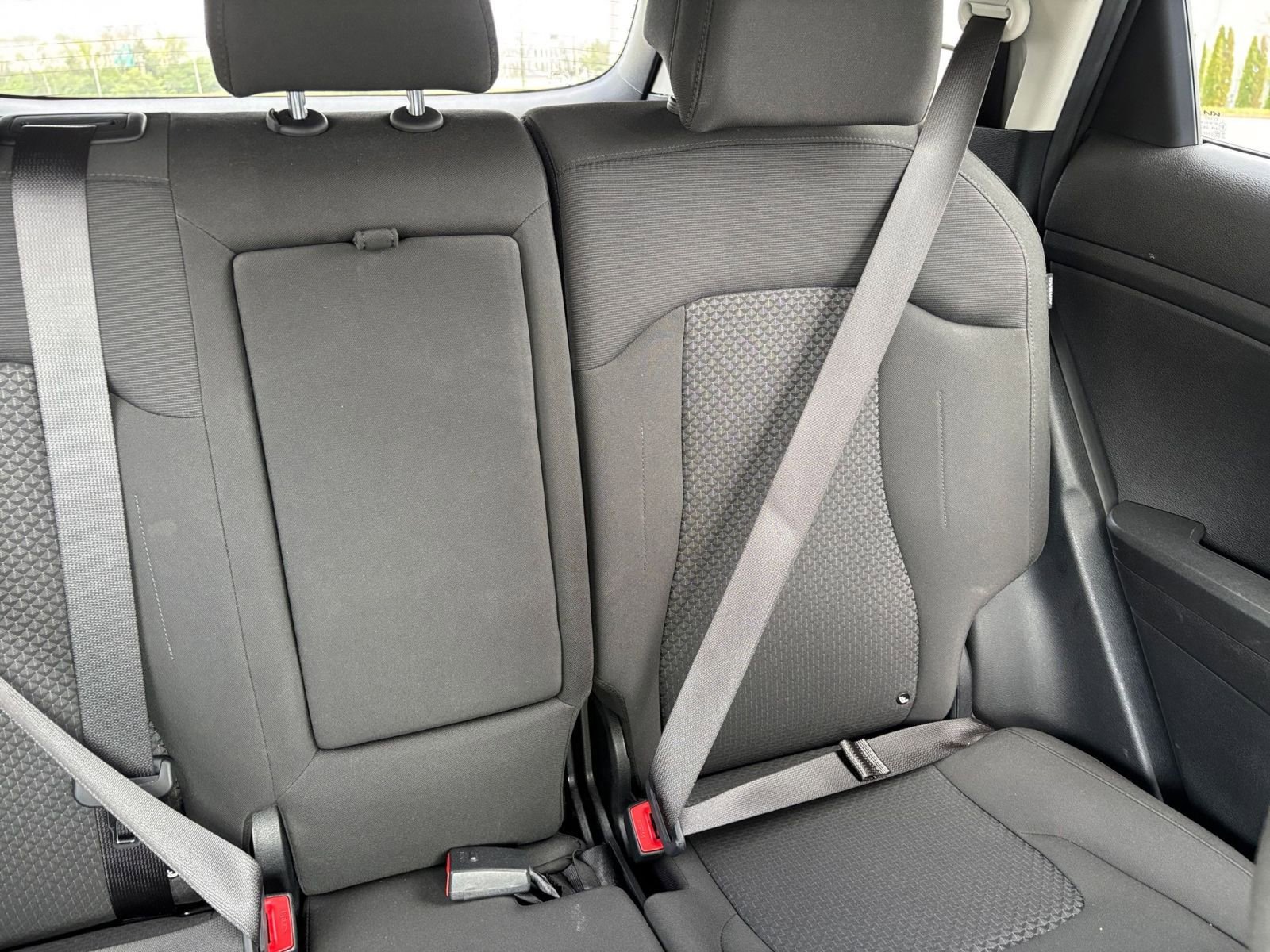 Used 2025 Kia Sportage LX FWD image 36