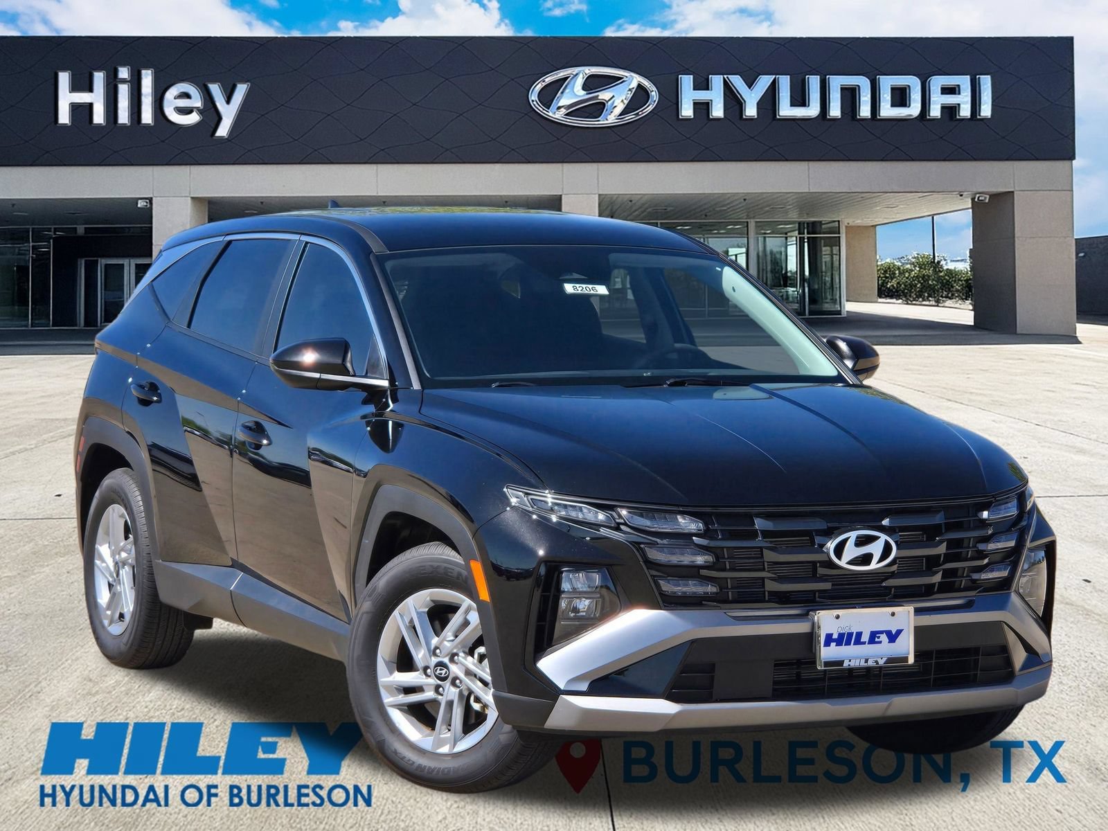 Certified 2026 Hyundai Tucson SE FWD image 1