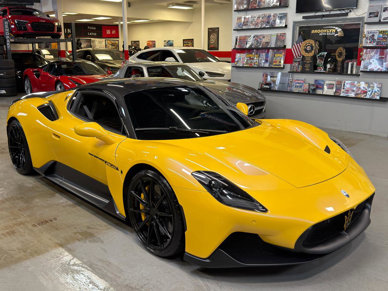 Used 2022 Maserati MC20 Coupe image 3