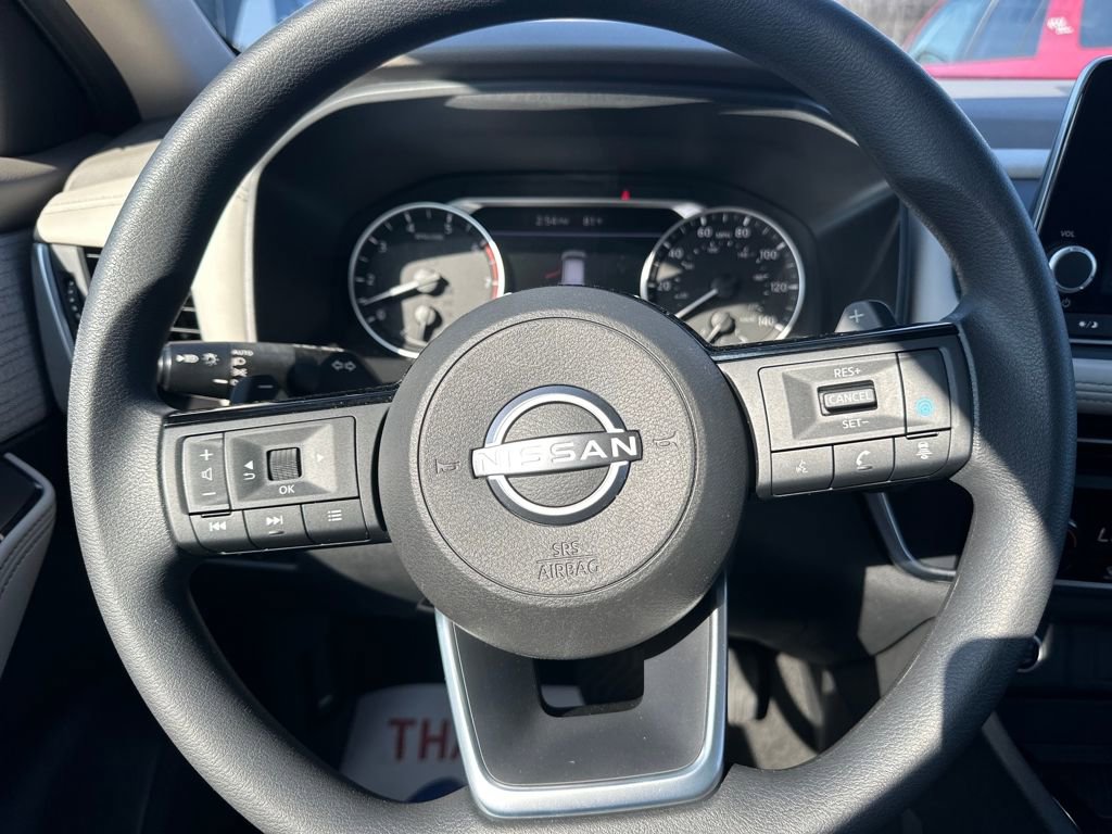 Used 2023 Nissan Rogue SV image 19