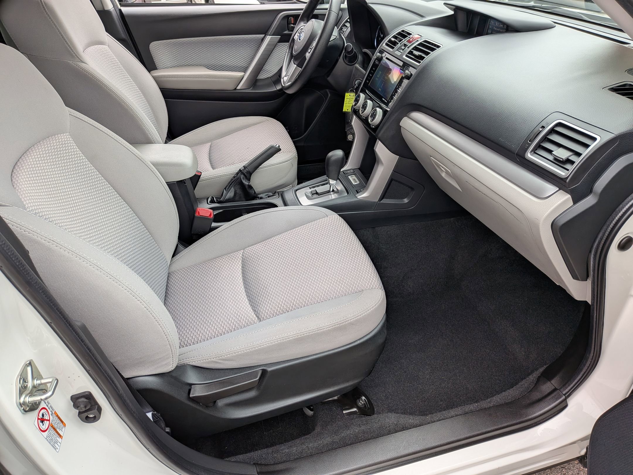 Used 2018 Subaru Forester 2.5i Premium AWD/4WD image 35