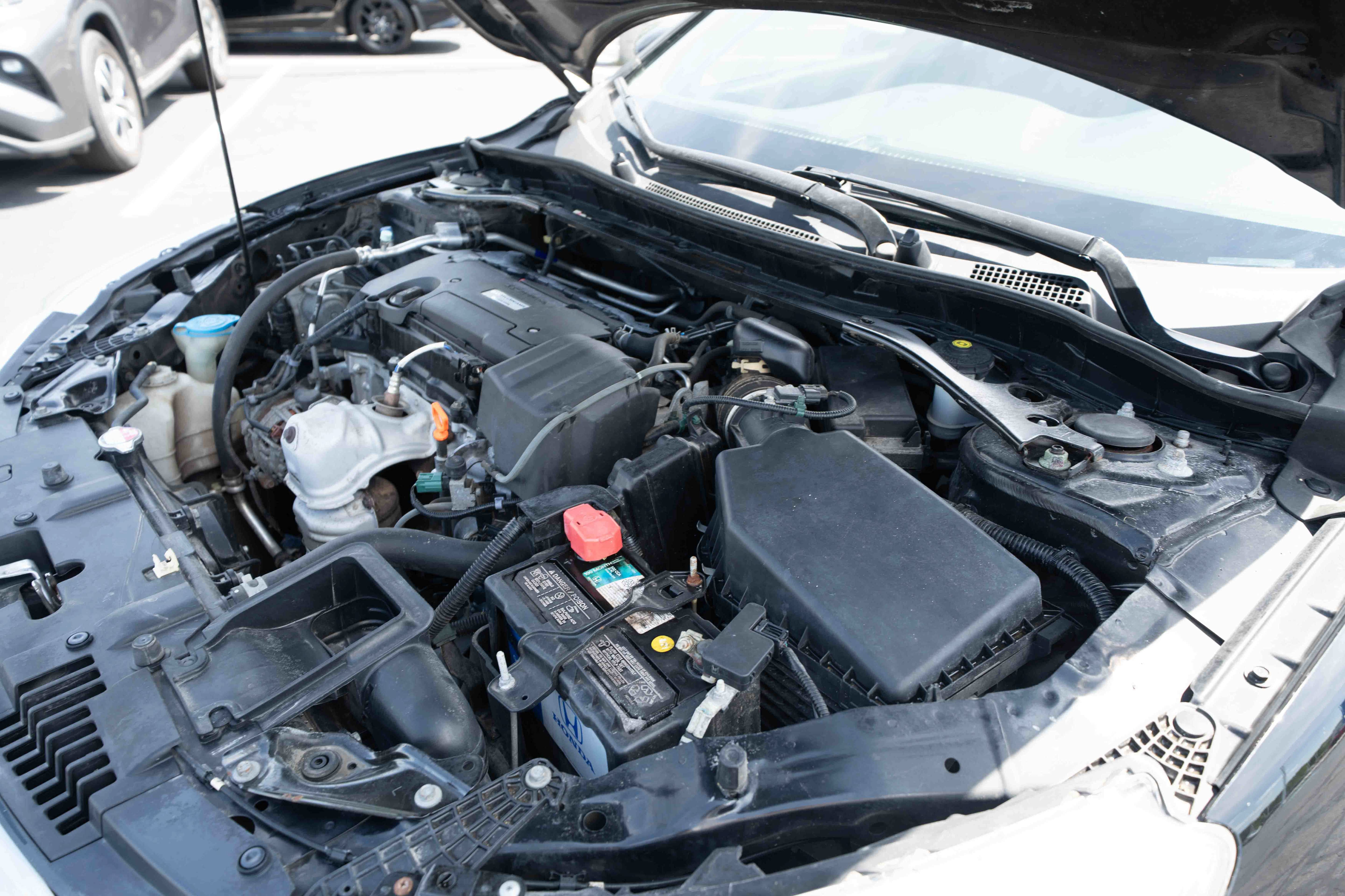 Used 2016 Honda Accord Sport image 32