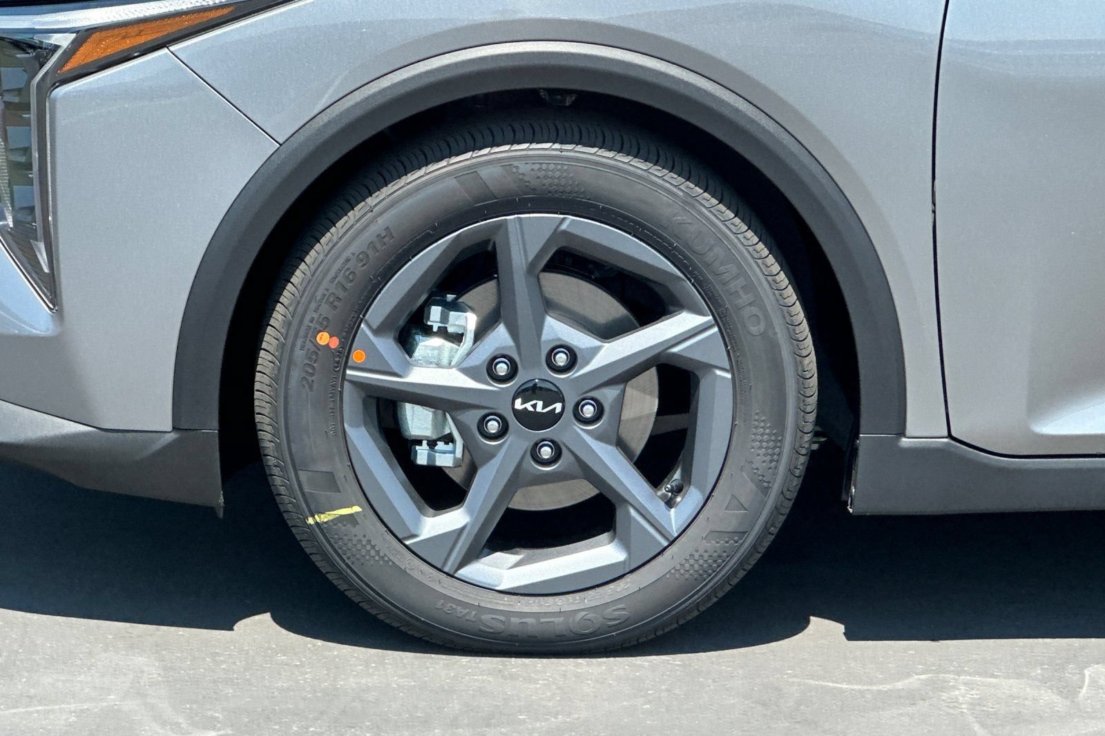 New 2026 Kia K4 FWD image 24
