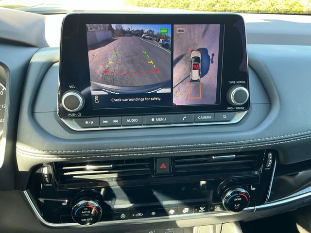 Used 2023 Nissan Rogue SL image 22