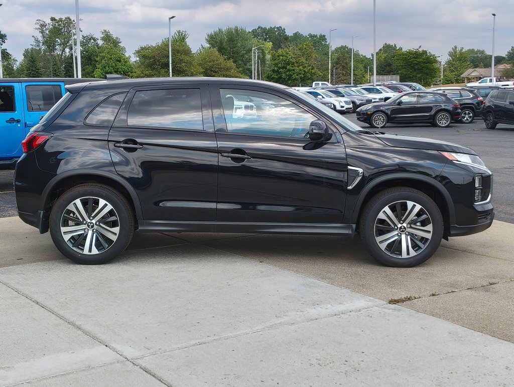 New 2026 Mitsubishi Outlander Sport SE AWD/4WD image 13