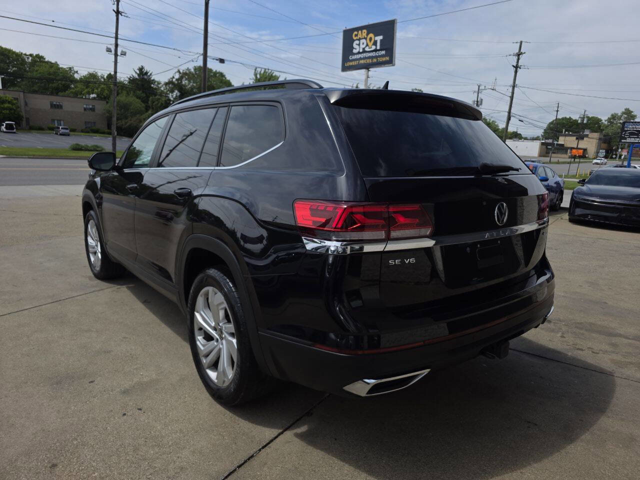 Used 2023 Volkswagen Atlas SE AWD/4WD image 4