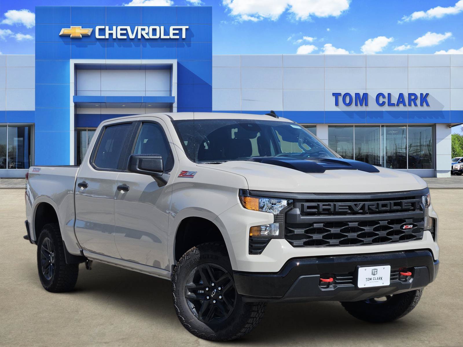 New 2026 Chevrolet Silverado 1500 Custom Trail Boss AWD/4WD image 1