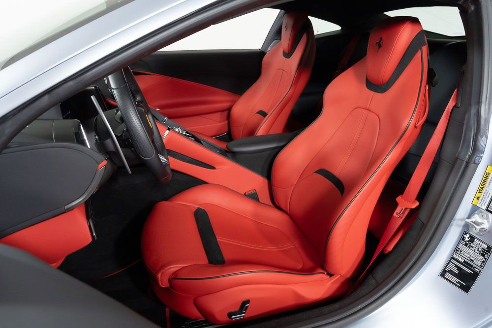 Used 2021 Ferrari Roma Base RWD image 5