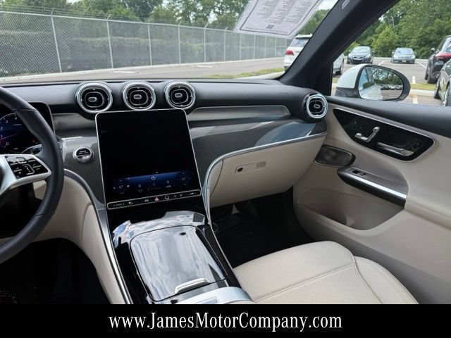 Certified 2026 Mercedes-Benz GLC 300 4MATIC image 19