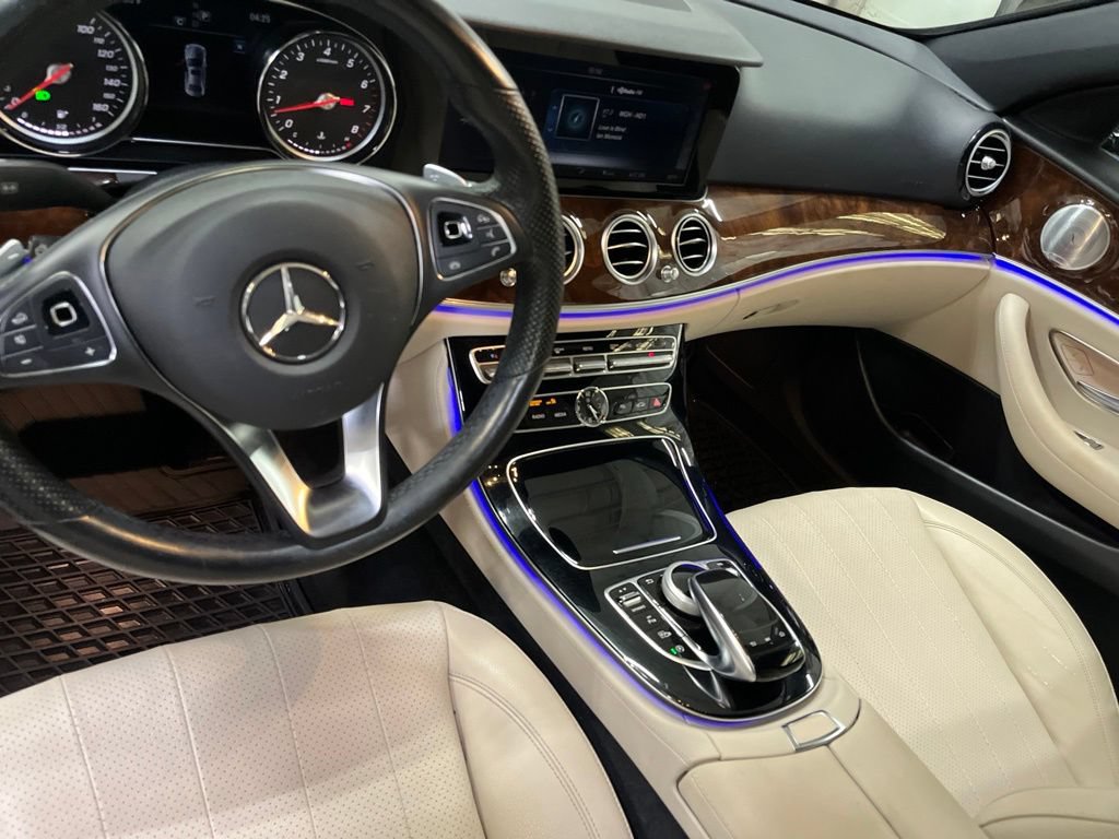Used 2018 Mercedes-Benz E 300 4MATIC image 14