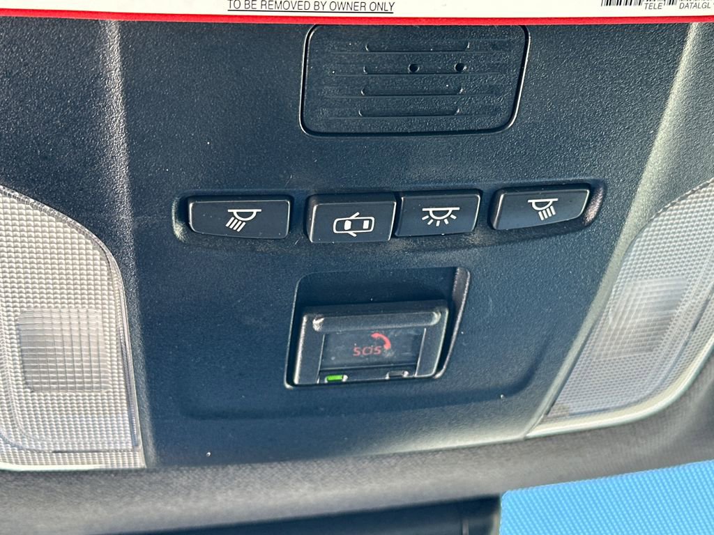 Used 2021 Toyota Corolla XSE image 30