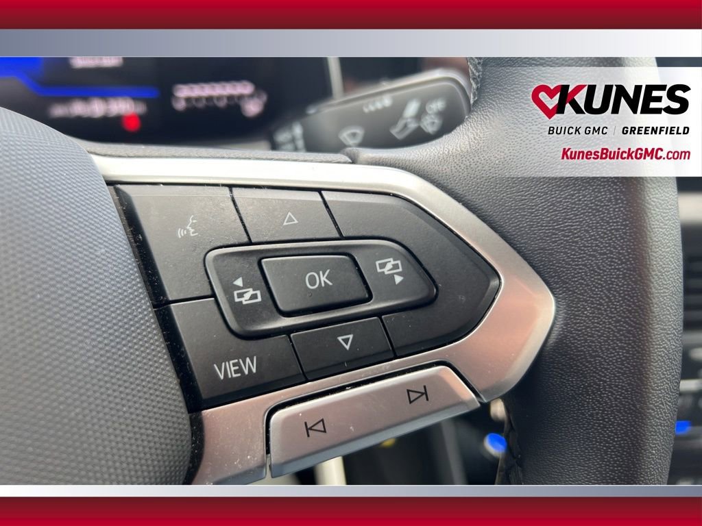 Used 2025 Volkswagen Jetta Sport image 23