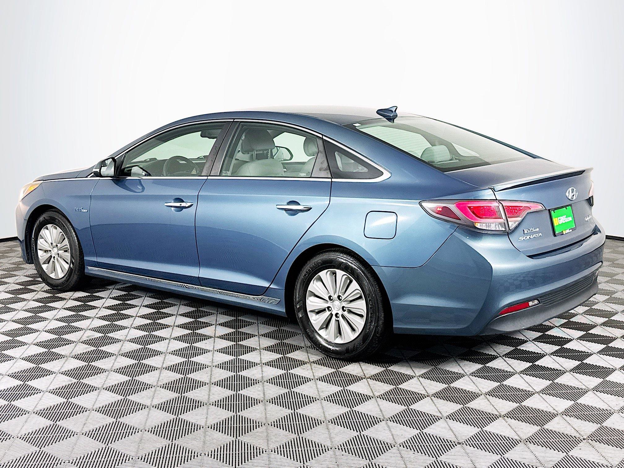 Used 2016 Hyundai Sonata SE image 6