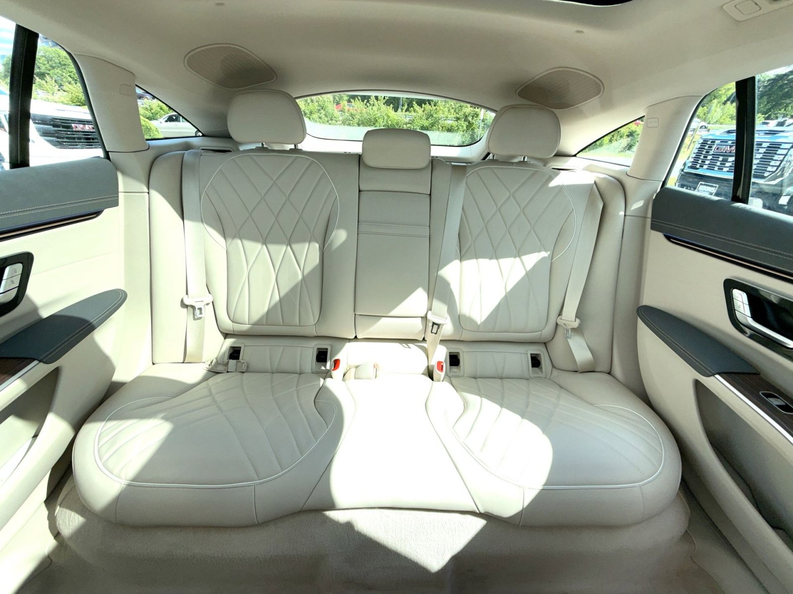 Used 2023 Mercedes-Benz EQS 580 4MATIC Sedan image 25