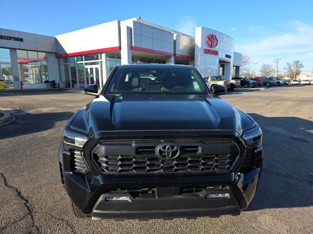 New 2024 Toyota Tacoma TRD Off-Road image 2