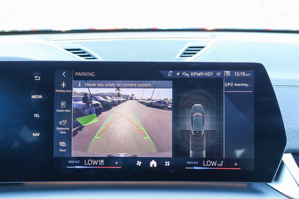 Used 2025 BMW X2 xDrive28i w/ M Sport Package image 23