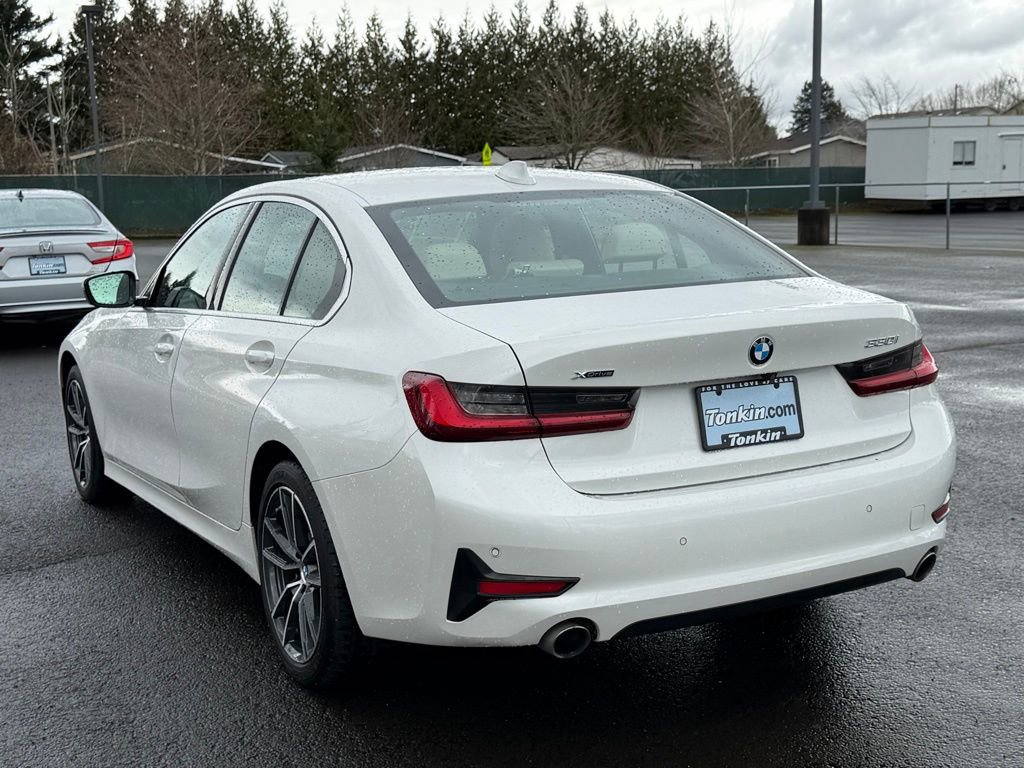 Used 2022 BMW 330i xDrive Sedan image 6