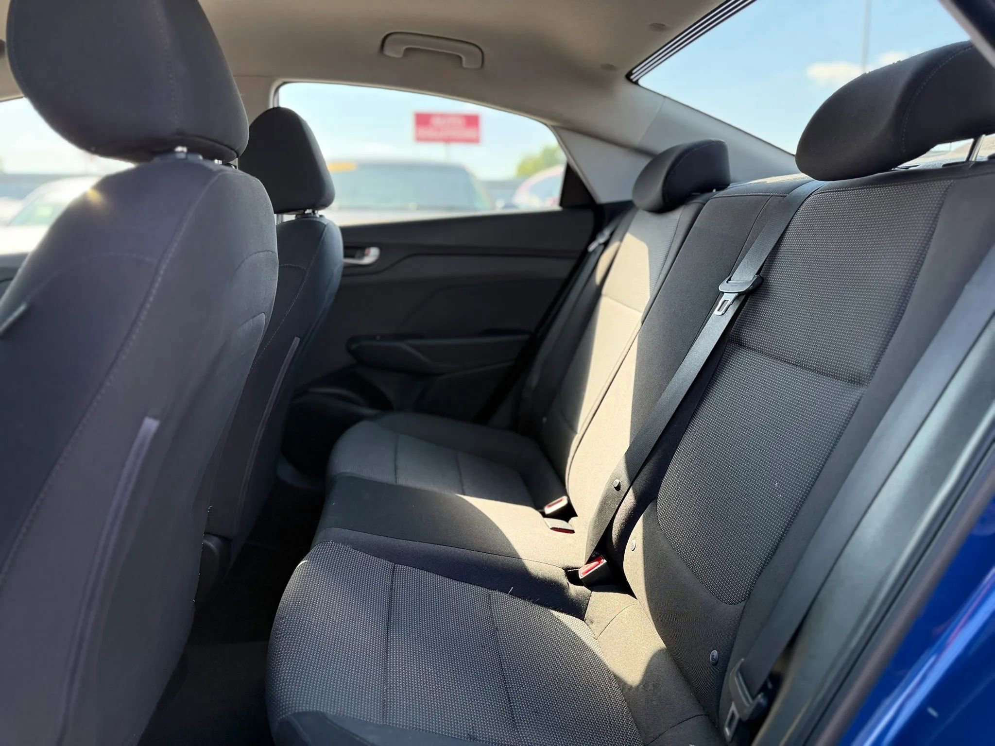 Used 2018 Hyundai Accent SE FWD image 34