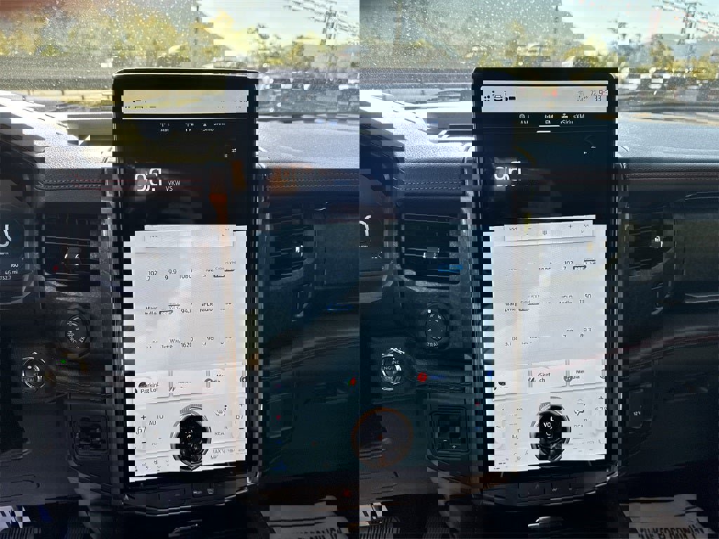 Used 2022 Ford Expedition Limited w/ Equipment Group 303A image 22