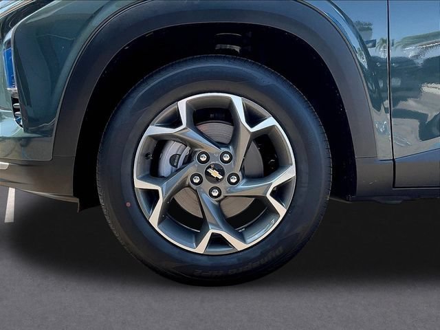New 2026 Chevrolet Trax LT w/ Driver Confidence Package FWD image 13