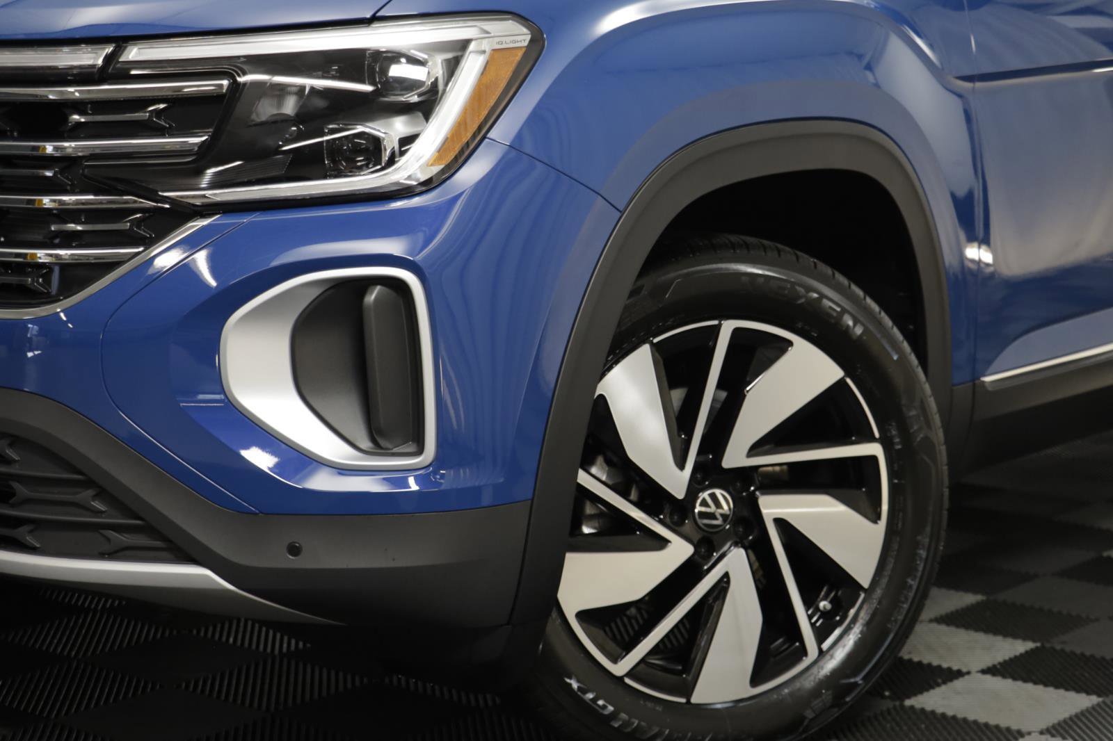 New 2026 Volkswagen Atlas SEL image 3