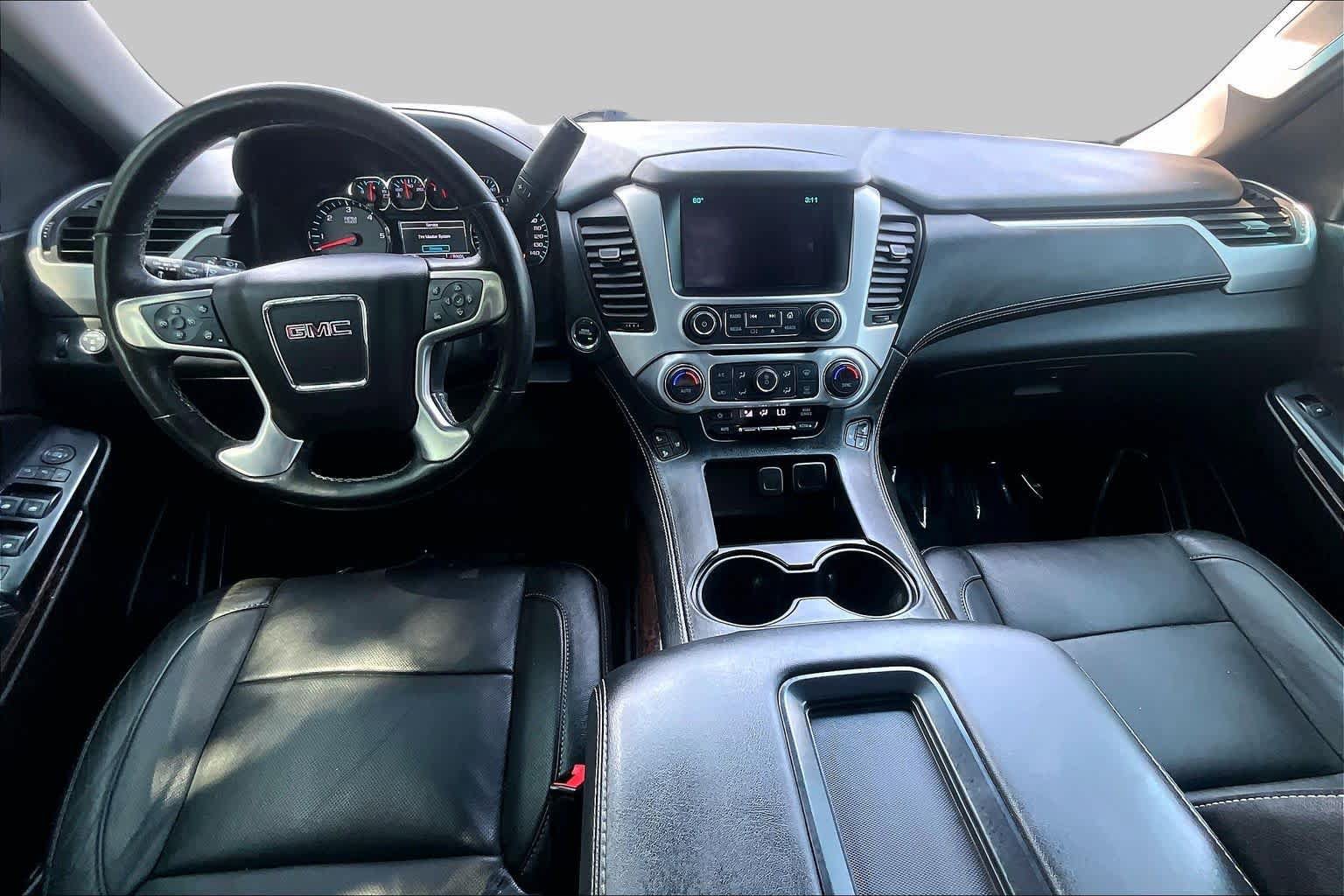Used 2019 GMC Yukon XL SLT w/ Premium Edition RWD image 16