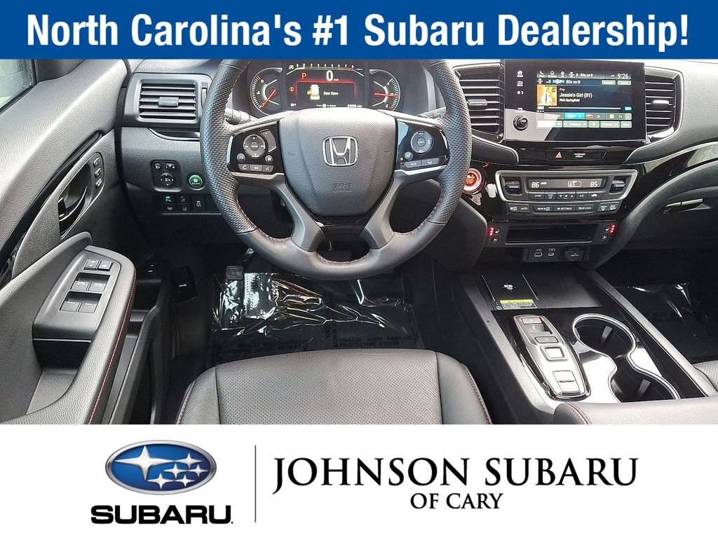 Used 2025 Honda Passport Black Edition image 24